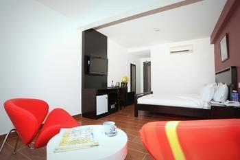 O Crossroads Hotel